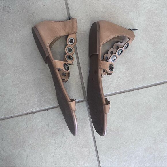 JESSICA SIMPSON WOMEN'S KORVA FLAT GLADIATOR SANDAL - Picture 7 of 8